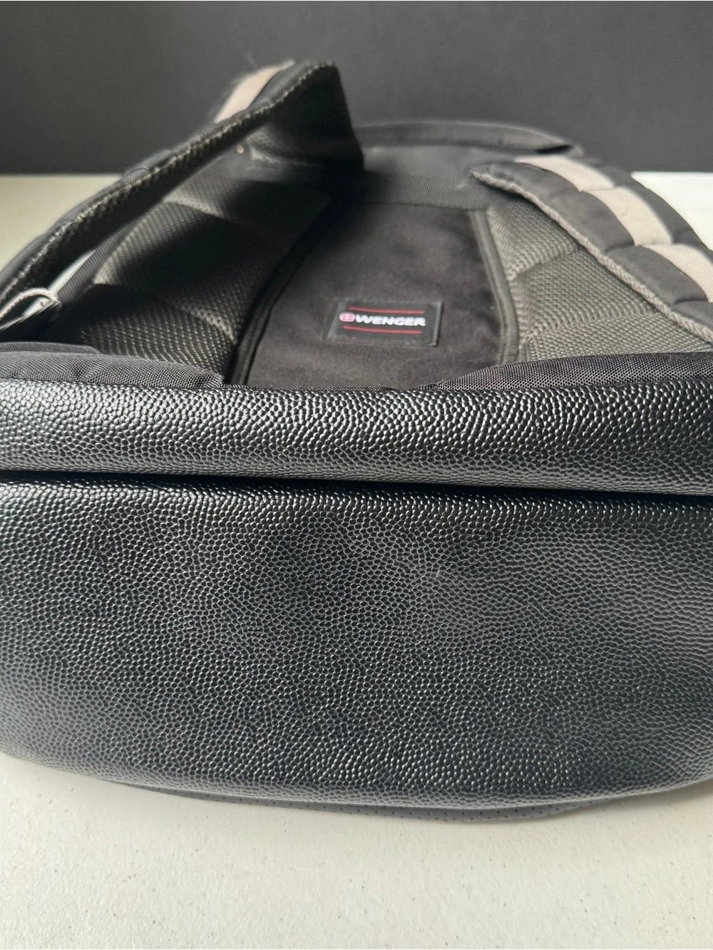 Wenger The Legacy Business Gear Notebook Backpack Laptop & Case Travel College